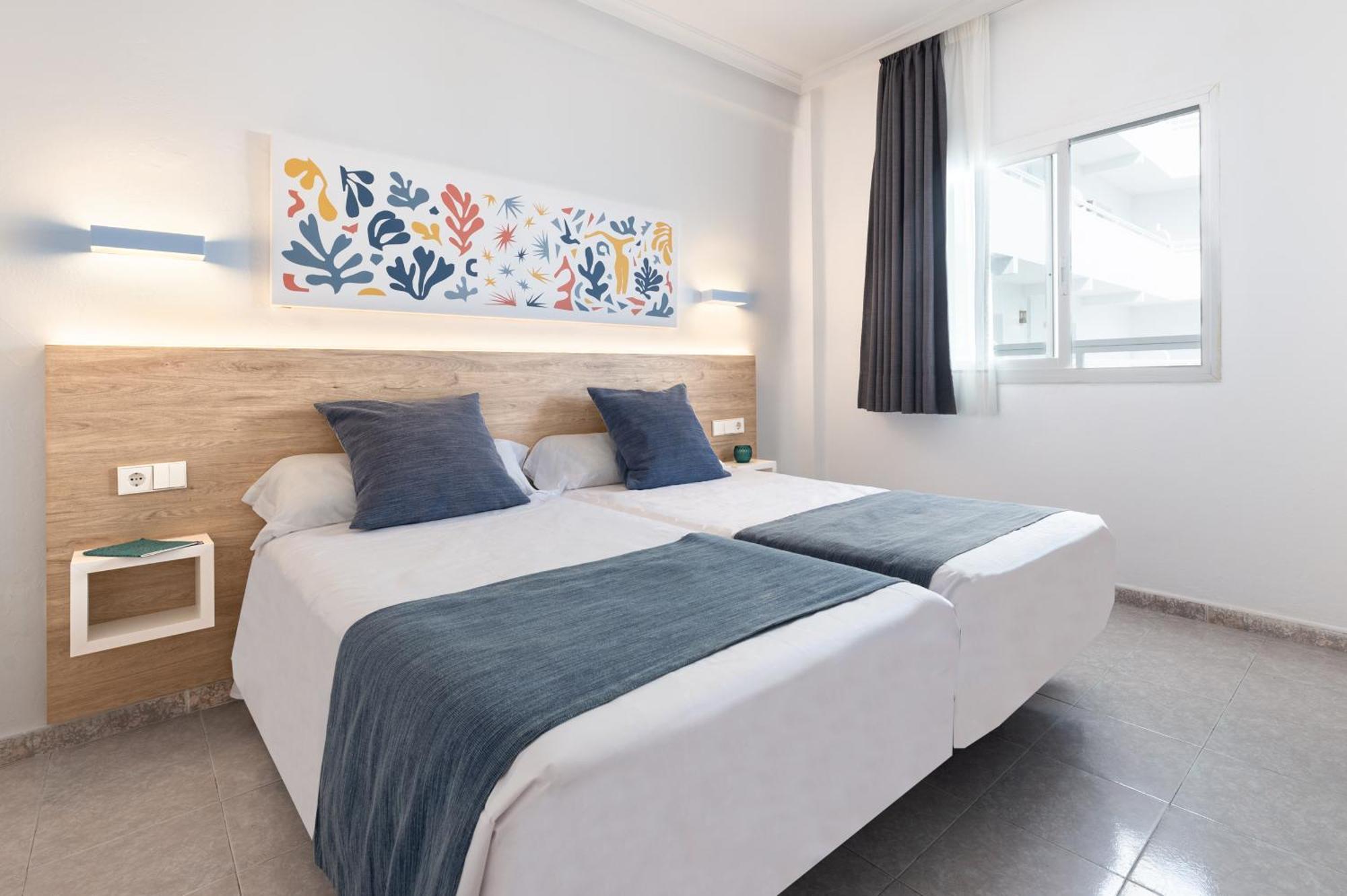 Hotel Apartamentos Vibra Lux Mar Ибица Экстерьер фото