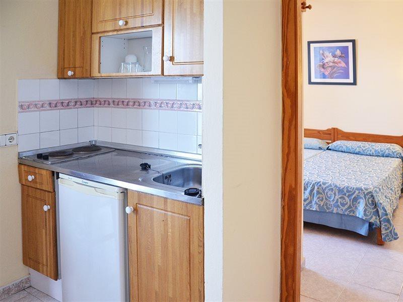 Hotel Apartamentos Vibra Lux Mar Ибица Экстерьер фото